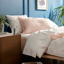 Load image into Gallery viewer, Mulberry Silk Pillowcase