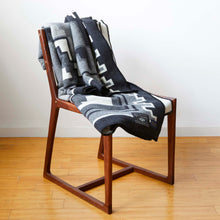 Load image into Gallery viewer, Pendleton Heritage Blanket