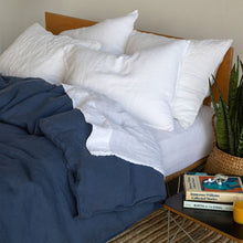 Load image into Gallery viewer, Linen Core Sheet Set
