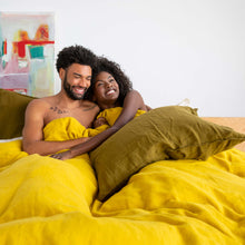 Load image into Gallery viewer, Linen Core Sheet Set