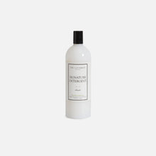 Load image into Gallery viewer, Laundress Signature Detergent
